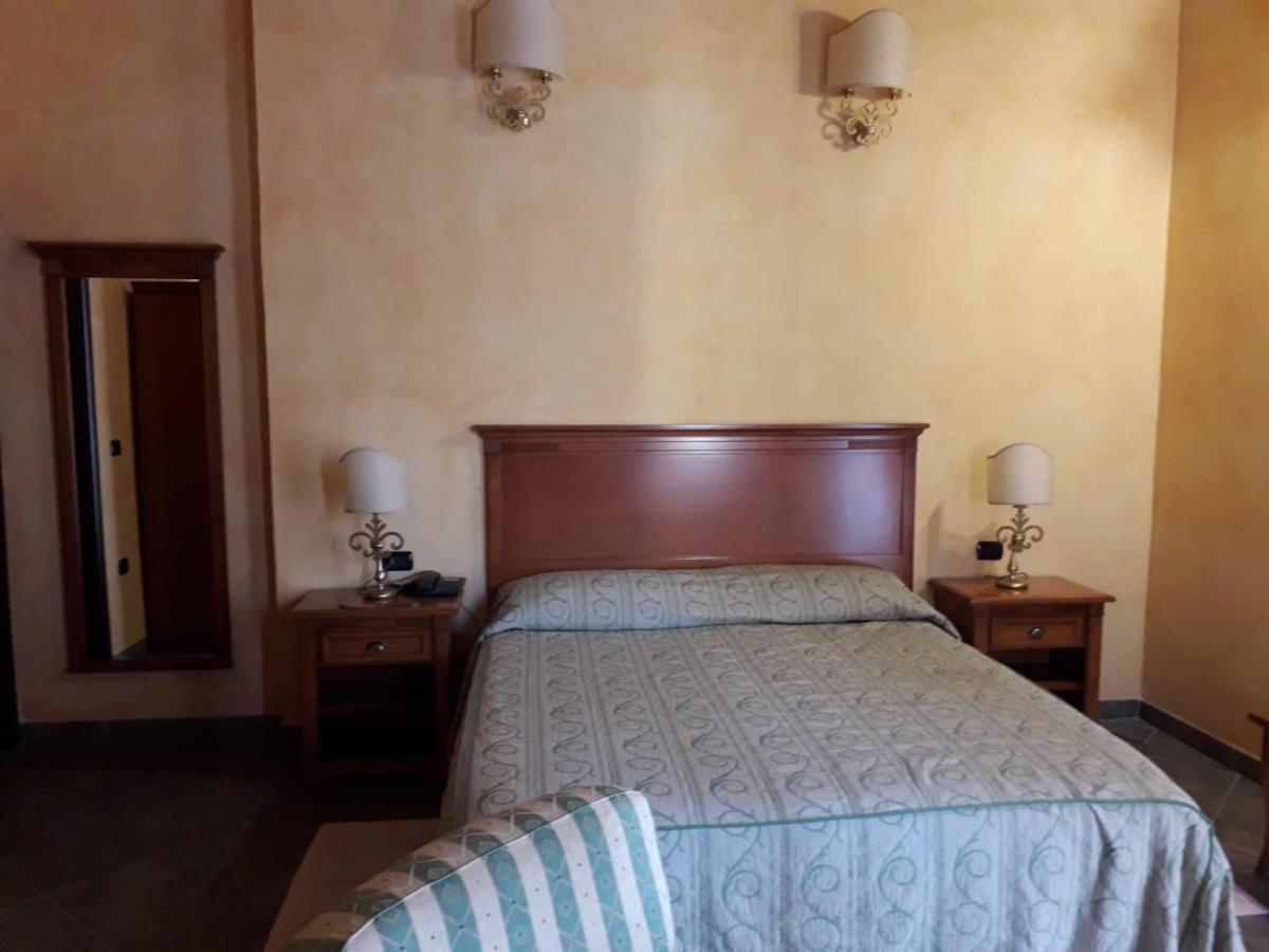 Hotel Palazzo Marzano Briatico Exterior foto
